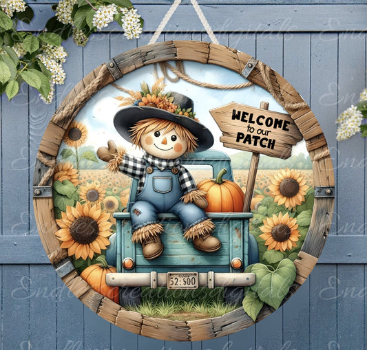 FALL SCARECROW TRUCK